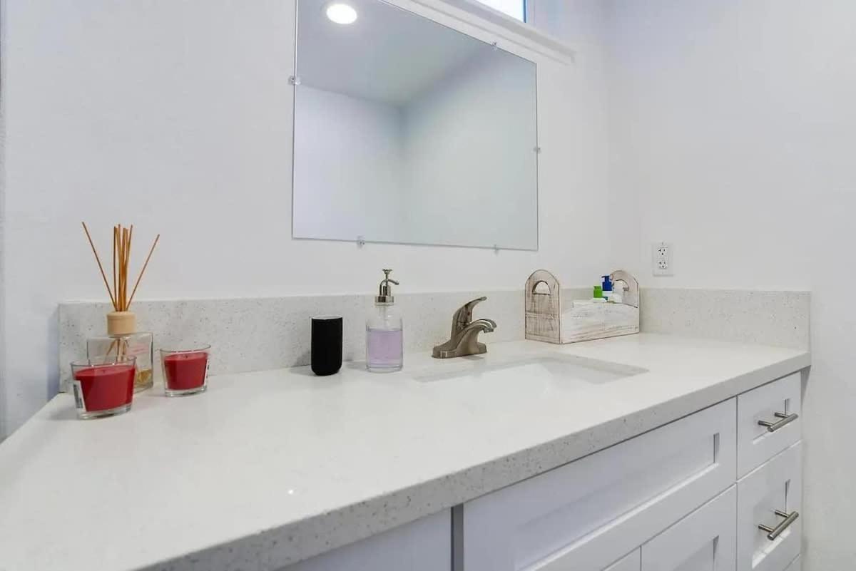 The Pentland Retreat * Los Angeles