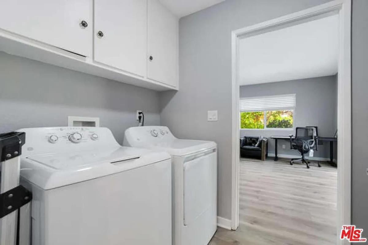 The Pentland Retreat * Los Angeles